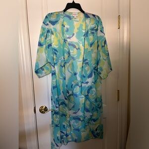 LuLaRoe silky Floral print Kimono blues and green size medium